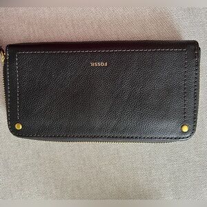 Fossil wallet